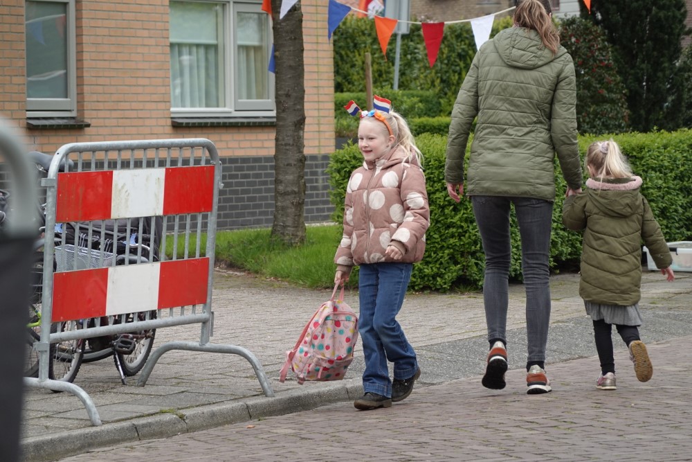 240427 Akkrum Koningsdag vrijmarkt 13  1000